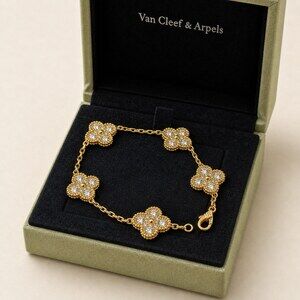 Van Cleef & Arpels Elegant Signature Bracelet Style 1 | New with Box